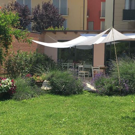 バッツァーノ・ボローニャ Via Mazzini Bed & Breakfast エクステリア 写真